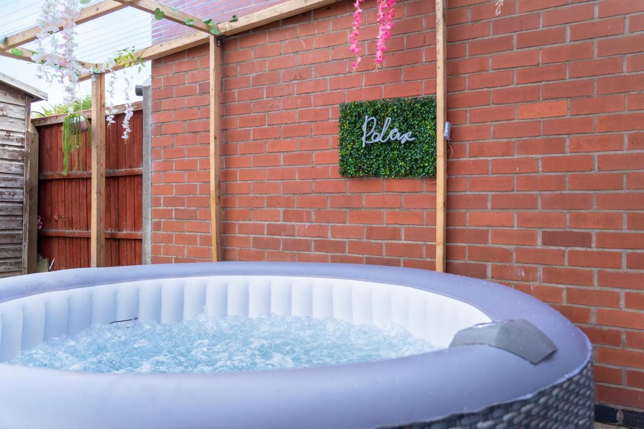 Exclusive Deals L Last-Minute Reserve L Townhouse With Sleeps 6 L Braunstone Town , Leicester L By Zen Nights Short Lets & Serviced Accommodations Экстерьер фото